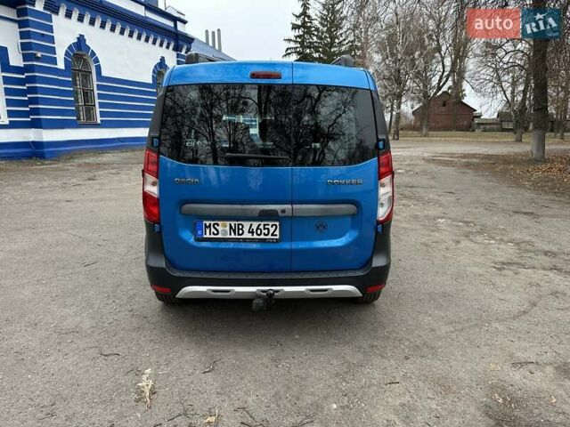 Синий Дачия Dokker Stepway, объемом двигателя 1.2 л и пробегом 101 тыс. км за 10500 $, фото 15 на Automoto.ua