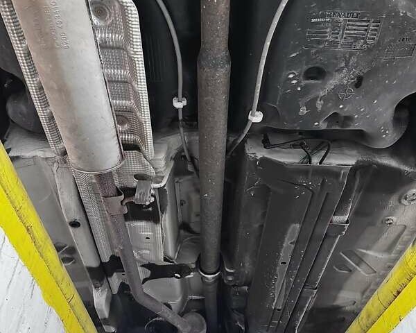 Белый Дачия Duster, объемом двигателя 1.6 л и пробегом 130 тыс. км за 8500 $, фото 65 на Automoto.ua