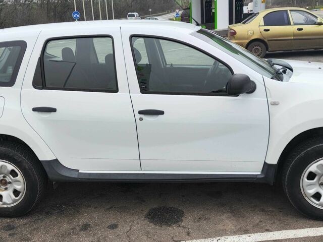 Білий Дачія Duster, об'ємом двигуна 1.6 л та пробігом 260 тис. км за 7500 $, фото 3 на Automoto.ua