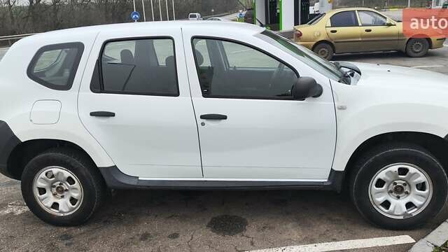 Білий Дачія Duster, об'ємом двигуна 1.6 л та пробігом 260 тис. км за 7500 $, фото 3 на Automoto.ua