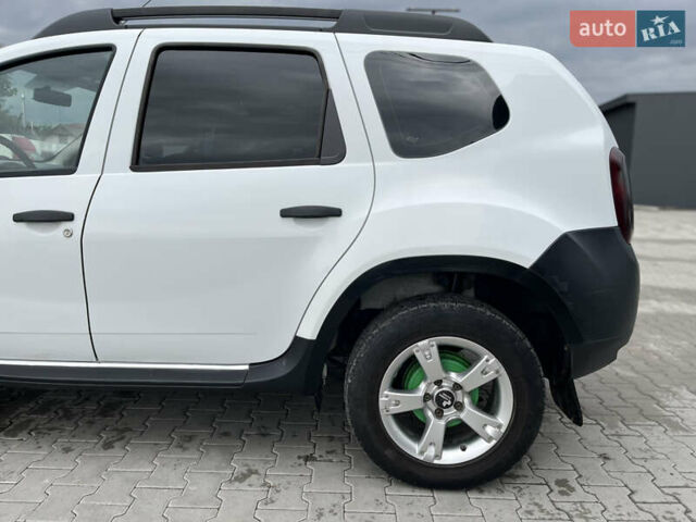 Білий Дачія Duster, об'ємом двигуна 1.46 л та пробігом 232 тис. км за 8200 $, фото 12 на Automoto.ua