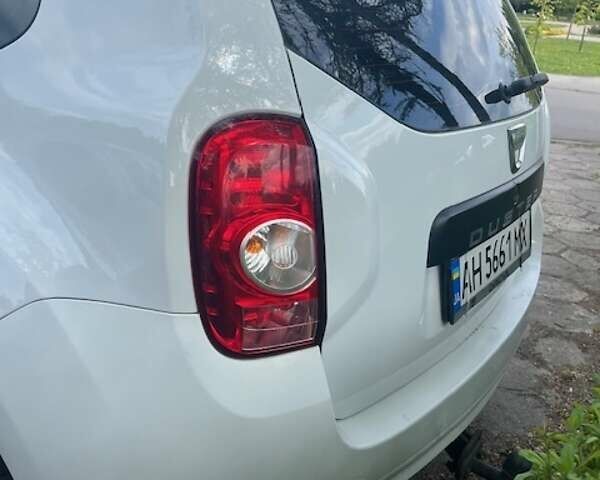 Белый Дачия Duster, объемом двигателя 1.6 л и пробегом 236 тыс. км за 6300 $, фото 11 на Automoto.ua