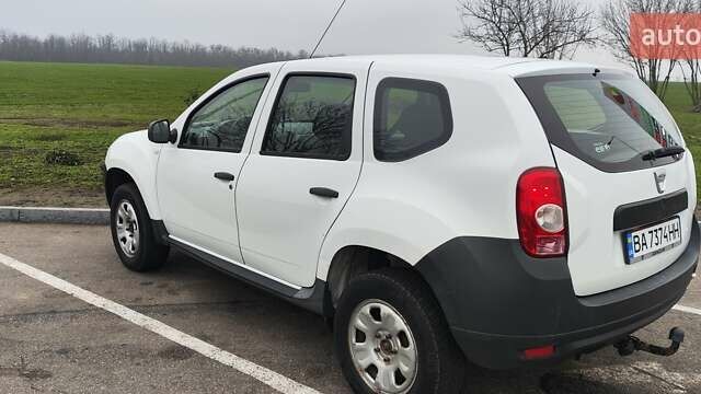 Білий Дачія Duster, об'ємом двигуна 1.6 л та пробігом 260 тис. км за 7500 $, фото 7 на Automoto.ua