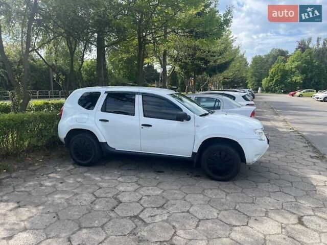 Белый Дачия Duster, объемом двигателя 1.6 л и пробегом 236 тыс. км за 6300 $, фото 5 на Automoto.ua