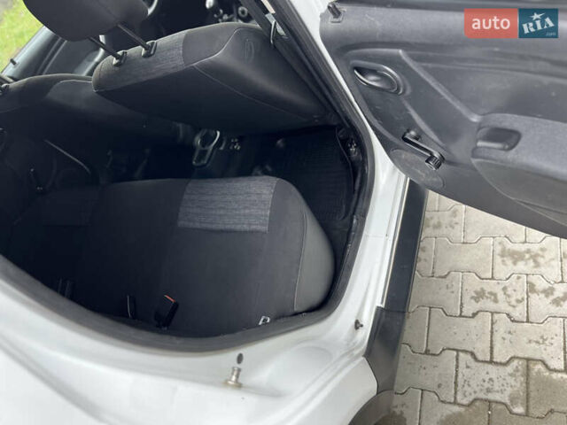 Білий Дачія Duster, об'ємом двигуна 1.46 л та пробігом 232 тис. км за 8200 $, фото 35 на Automoto.ua