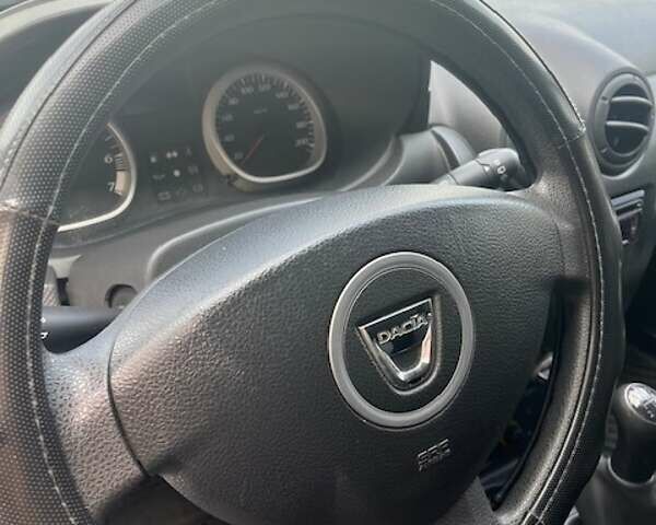 Белый Дачия Duster, объемом двигателя 1.6 л и пробегом 236 тыс. км за 6300 $, фото 9 на Automoto.ua