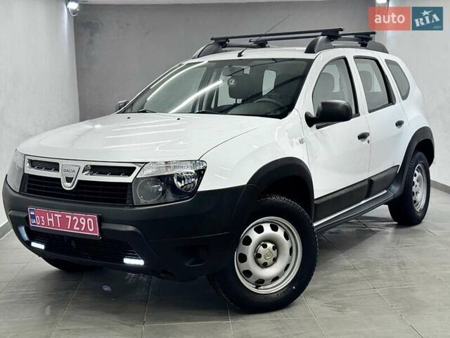 Белый Дачия Duster, объемом двигателя 1.6 л и пробегом 130 тыс. км за 8500 $, фото 38 на Automoto.ua