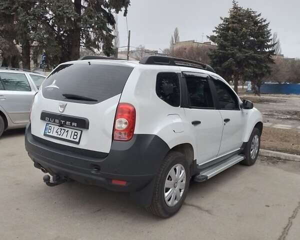 Белый Дачия Duster, объемом двигателя 1.6 л и пробегом 178 тыс. км за 7990 $, фото 6 на Automoto.ua