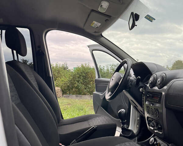 Білий Дачія Duster, об'ємом двигуна 1.46 л та пробігом 232 тис. км за 8200 $, фото 52 на Automoto.ua