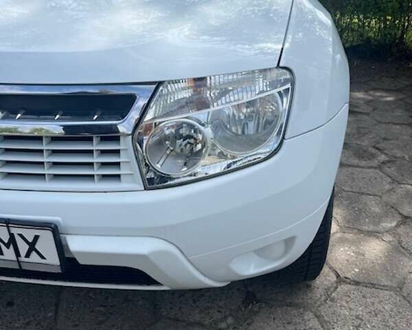 Белый Дачия Duster, объемом двигателя 1.6 л и пробегом 236 тыс. км за 6300 $, фото 16 на Automoto.ua
