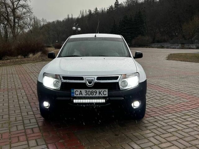 Белый Дачия Duster, объемом двигателя 0.16 л и пробегом 270 тыс. км за 6999 $, фото 11 на Automoto.ua