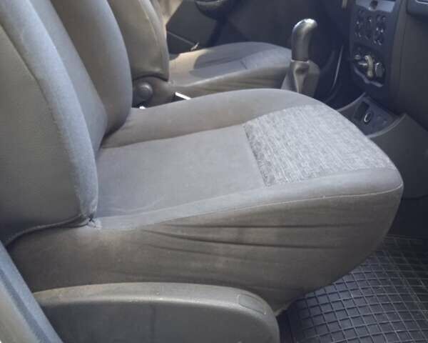 Белый Дачия Duster, объемом двигателя 1.6 л и пробегом 162 тыс. км за 7800 $, фото 17 на Automoto.ua