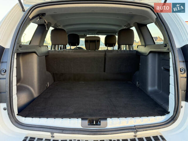 Білий Дачія Duster, об'ємом двигуна 1.6 л та пробігом 153 тис. км за 8999 $, фото 24 на Automoto.ua