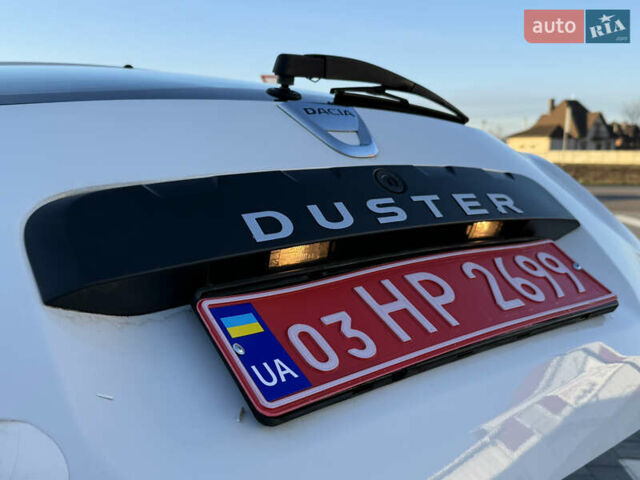 Білий Дачія Duster, об'ємом двигуна 1.6 л та пробігом 153 тис. км за 8999 $, фото 20 на Automoto.ua