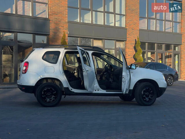 Белый Дачия Duster, объемом двигателя 1.5 л и пробегом 298 тыс. км за 7999 $, фото 15 на Automoto.ua