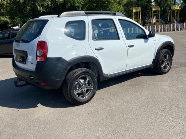 Белый Дачия Duster, объемом двигателя 1.6 л и пробегом 186 тыс. км за 7800 $, фото 1 на Automoto.ua