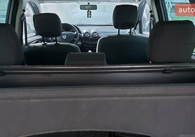 Дачия Duster 2011 в Тернополе на Automoto.ua Белый Дачия Duster, объемом двигателя 1.46 л и пробегом 179 тыс. км за 9900 $, фото 14 на Automoto.ua