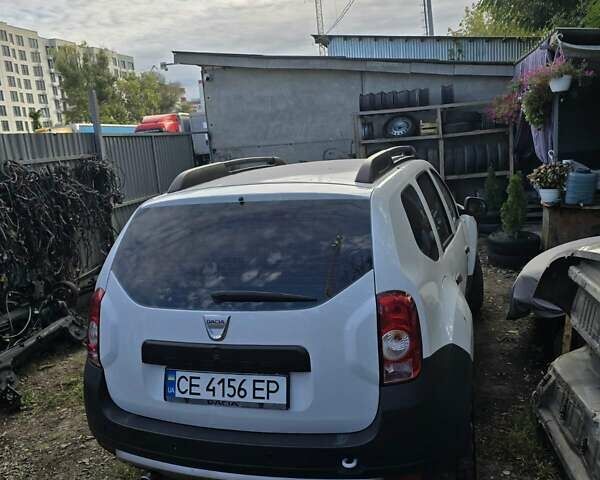 Белый Дачия Duster, объемом двигателя 1.6 л и пробегом 211 тыс. км за 7750 $, фото 2 на Automoto.ua