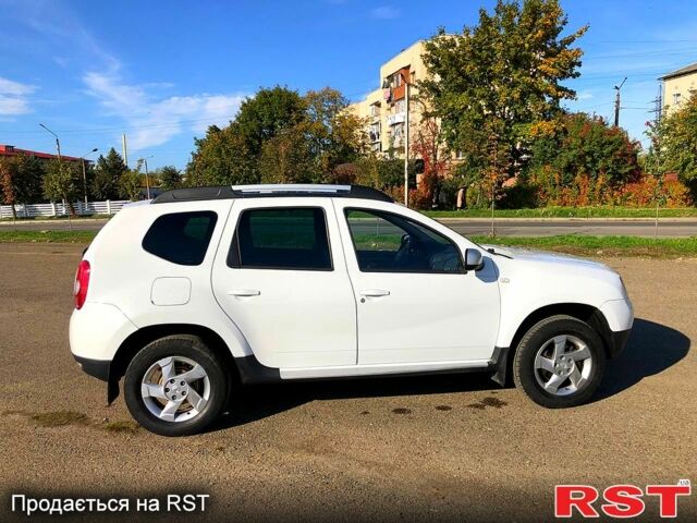 Белый Дачия Duster, объемом двигателя 1.5 л и пробегом 134 тыс. км за 9300 $, фото 1 на Automoto.ua