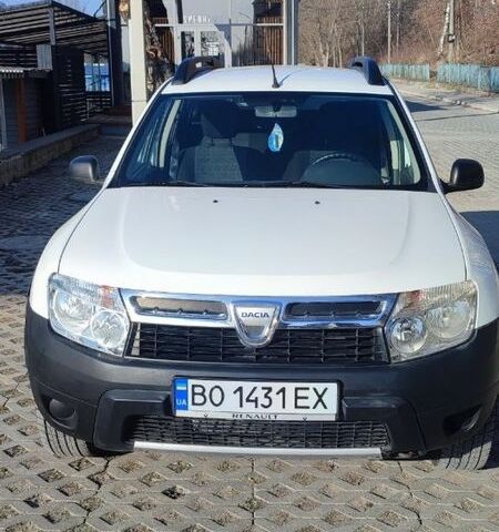 Белый Дачия Duster, объемом двигателя 1.6 л и пробегом 211 тыс. км за 9150 $, фото 1 на Automoto.ua