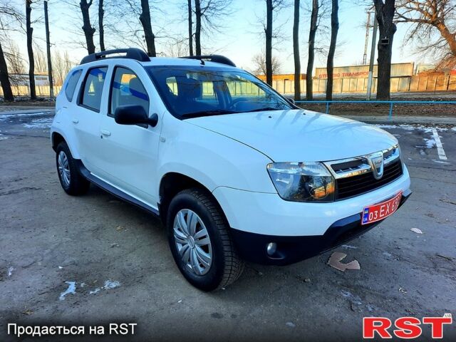 Белый Дачия Duster, объемом двигателя 16 л и пробегом 182 тыс. км за 8700 $, фото 7 на Automoto.ua
