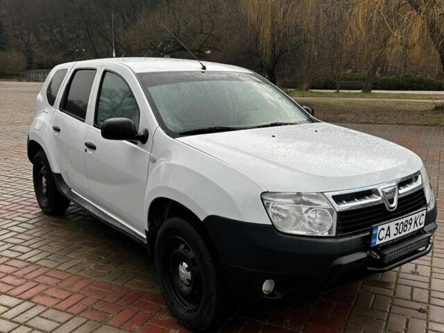 Білий Дачія Duster, об'ємом двигуна 0.16 л та пробігом 270 тис. км за 6999 $, фото 13 на Automoto.ua