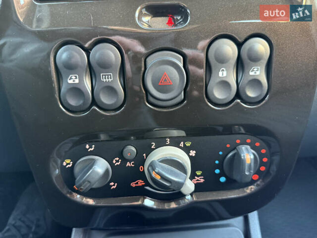 Білий Дачія Duster, об'ємом двигуна 1.6 л та пробігом 153 тис. км за 8999 $, фото 61 на Automoto.ua