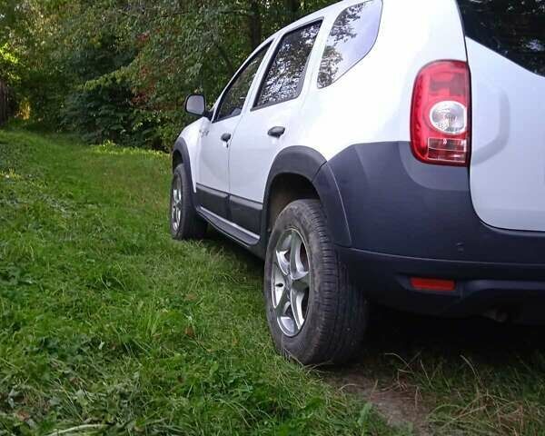 Белый Дачия Duster, объемом двигателя 1.6 л и пробегом 162 тыс. км за 7800 $, фото 43 на Automoto.ua