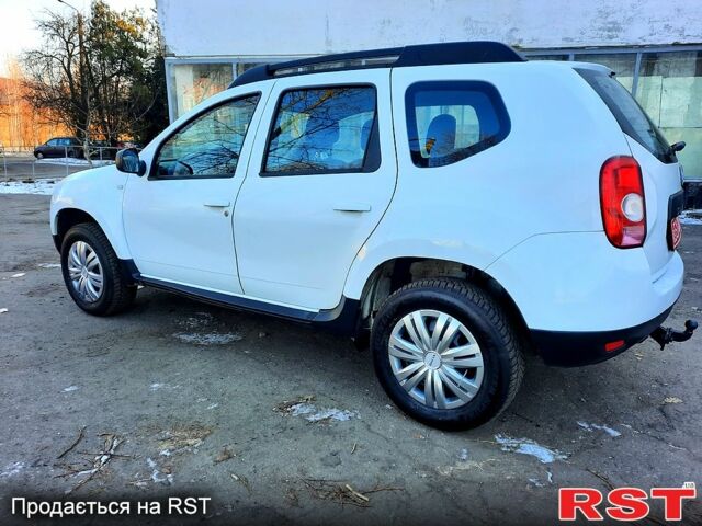 Белый Дачия Duster, объемом двигателя 16 л и пробегом 182 тыс. км за 8700 $, фото 3 на Automoto.ua