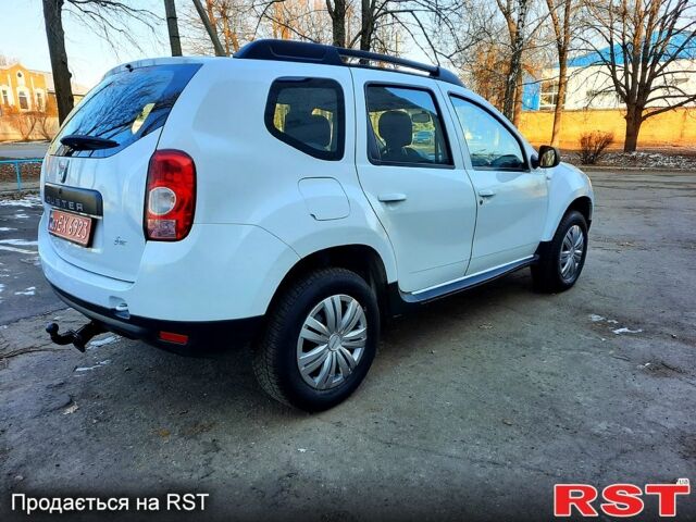 Белый Дачия Duster, объемом двигателя 16 л и пробегом 182 тыс. км за 8700 $, фото 1 на Automoto.ua
