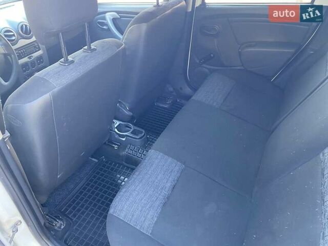 Білий Дачія Duster, об'ємом двигуна 1.46 л та пробігом 197 тис. км за 7990 $, фото 21 на Automoto.ua