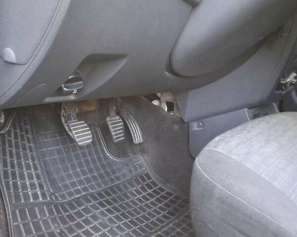 Белый Дачия Duster, объемом двигателя 1.6 л и пробегом 162 тыс. км за 7800 $, фото 21 на Automoto.ua