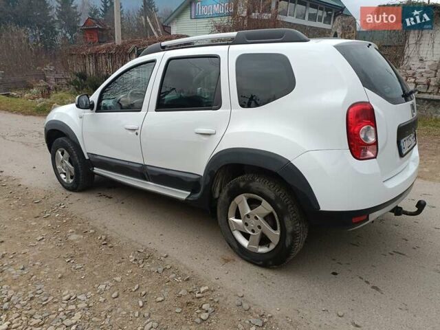 Белый Дачия Duster, объемом двигателя 1.5 л и пробегом 257 тыс. км за 8400 $, фото 4 на Automoto.ua