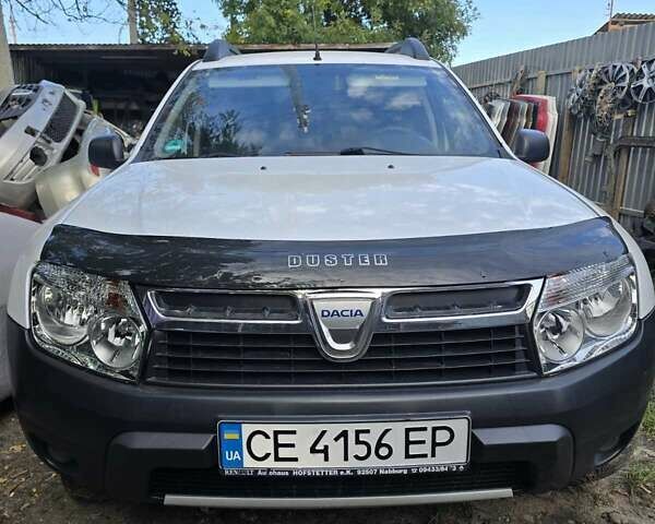 Белый Дачия Duster, объемом двигателя 1.6 л и пробегом 211 тыс. км за 7750 $, фото 1 на Automoto.ua
