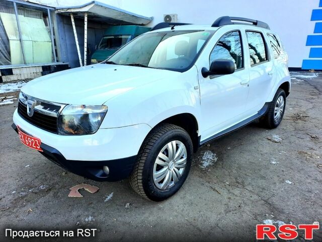 Белый Дачия Duster, объемом двигателя 16 л и пробегом 182 тыс. км за 8700 $, фото 5 на Automoto.ua