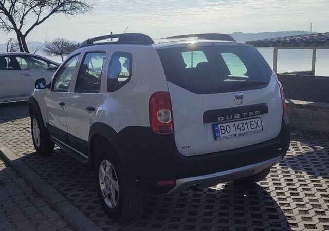 Белый Дачия Duster, объемом двигателя 1.6 л и пробегом 211 тыс. км за 9150 $, фото 3 на Automoto.ua