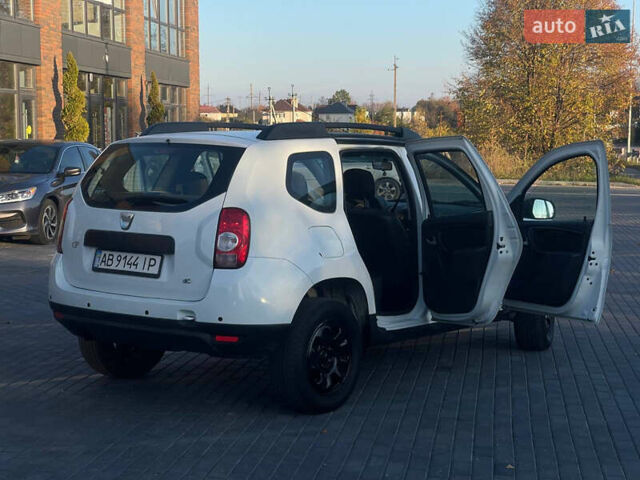 Белый Дачия Duster, объемом двигателя 1.5 л и пробегом 298 тыс. км за 7999 $, фото 13 на Automoto.ua