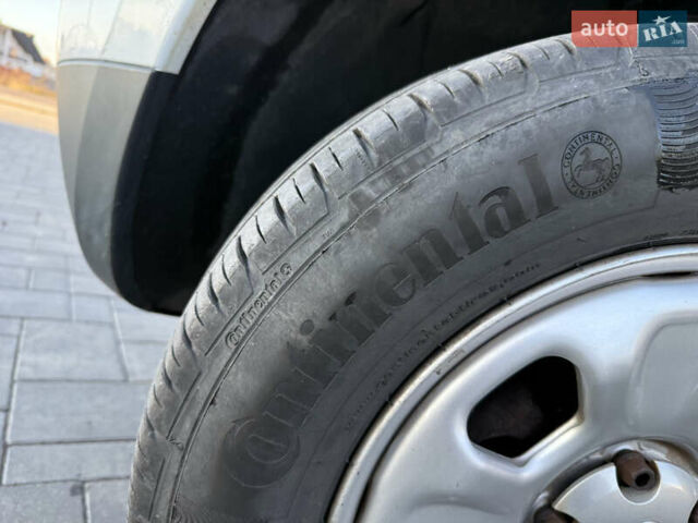 Білий Дачія Duster, об'ємом двигуна 1.6 л та пробігом 153 тис. км за 8999 $, фото 70 на Automoto.ua