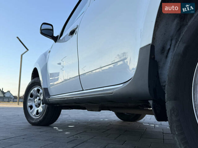 Білий Дачія Duster, об'ємом двигуна 1.6 л та пробігом 153 тис. км за 8999 $, фото 15 на Automoto.ua
