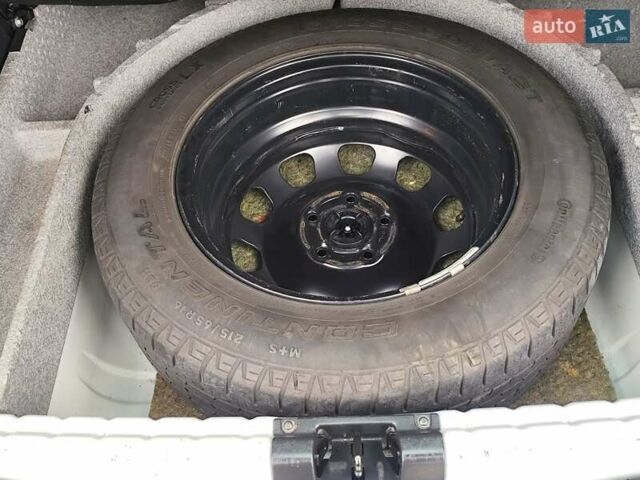 Белый Дачия Duster, объемом двигателя 1.5 л и пробегом 168 тыс. км за 10700 $, фото 38 на Automoto.ua