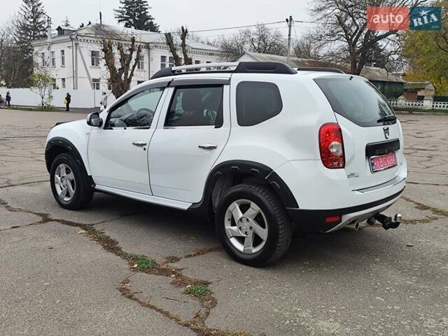 Белый Дачия Duster, объемом двигателя 1.5 л и пробегом 168 тыс. км за 10700 $, фото 6 на Automoto.ua