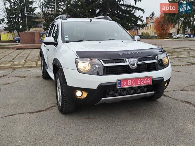 Белый Дачия Duster, объемом двигателя 1.5 л и пробегом 168 тыс. км за 10700 $, фото 36 на Automoto.ua