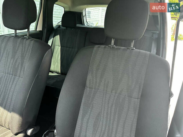 Белый Дачия Duster, объемом двигателя 1.6 л и пробегом 127 тыс. км за 8750 $, фото 12 на Automoto.ua