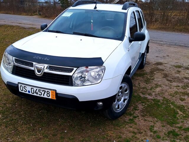 Білий Дачія Duster, об'ємом двигуна 16 л та пробігом 182 тис. км за 8000 $, фото 8 на Automoto.ua