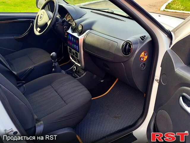 Білий Дачія Duster, об'ємом двигуна 1.5 л та пробігом 168 тис. км за 10700 $, фото 10 на Automoto.ua
