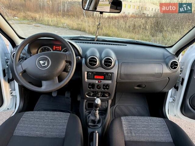 Білий Дачія Duster, об'ємом двигуна 1.5 л та пробігом 182 тис. км за 8999 $, фото 35 на Automoto.ua