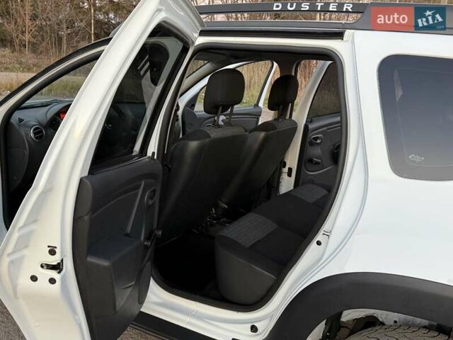 Білий Дачія Duster, об'ємом двигуна 1.5 л та пробігом 182 тис. км за 8999 $, фото 45 на Automoto.ua