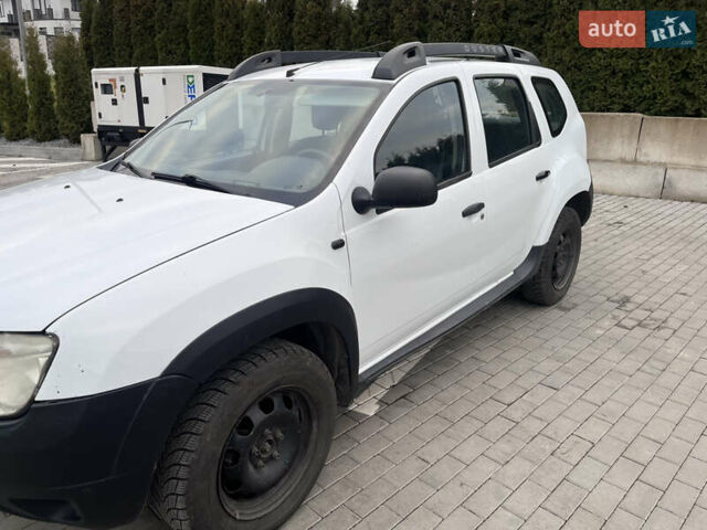 Білий Дачія Duster, об'ємом двигуна 1.6 л та пробігом 223 тис. км за 6500 $, фото 2 на Automoto.ua