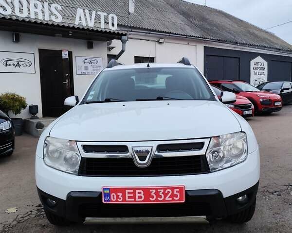 Білий Дачія Duster, об'ємом двигуна 1.5 л та пробігом 221 тис. км за 8900 $, фото 3 на Automoto.ua