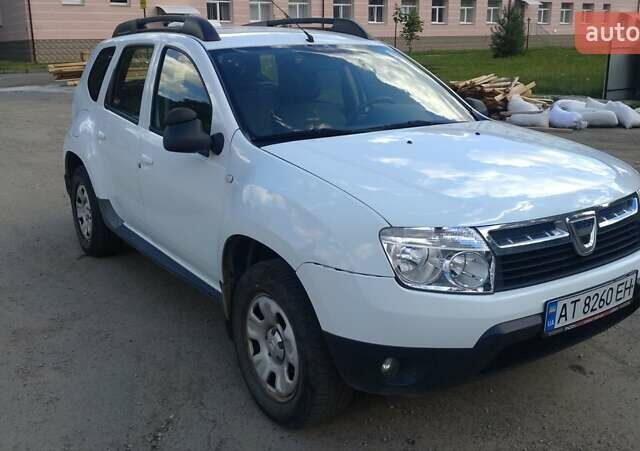 Білий Дачія Duster, об'ємом двигуна 1.6 л та пробігом 178 тис. км за 8800 $, фото 8 на Automoto.ua